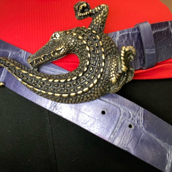 Gorgeous Italian leather alligator belt new without tag. - Picture 5 of 5